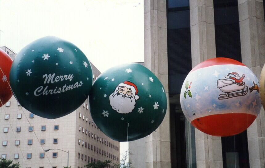 Christmas tree ornament helium balloons for holiday parades
